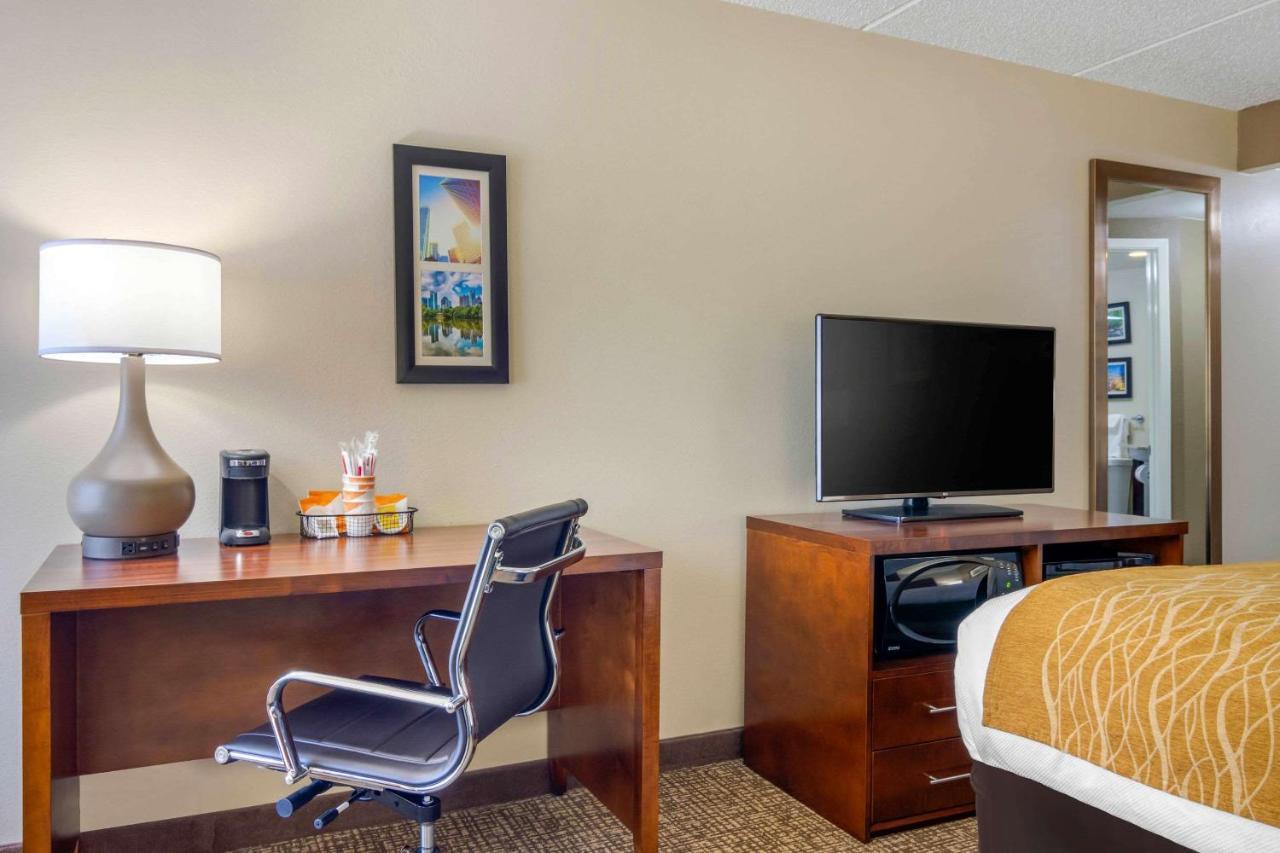 Comfort Inn Atlanta Airport Cheeko Manor Exterior photo