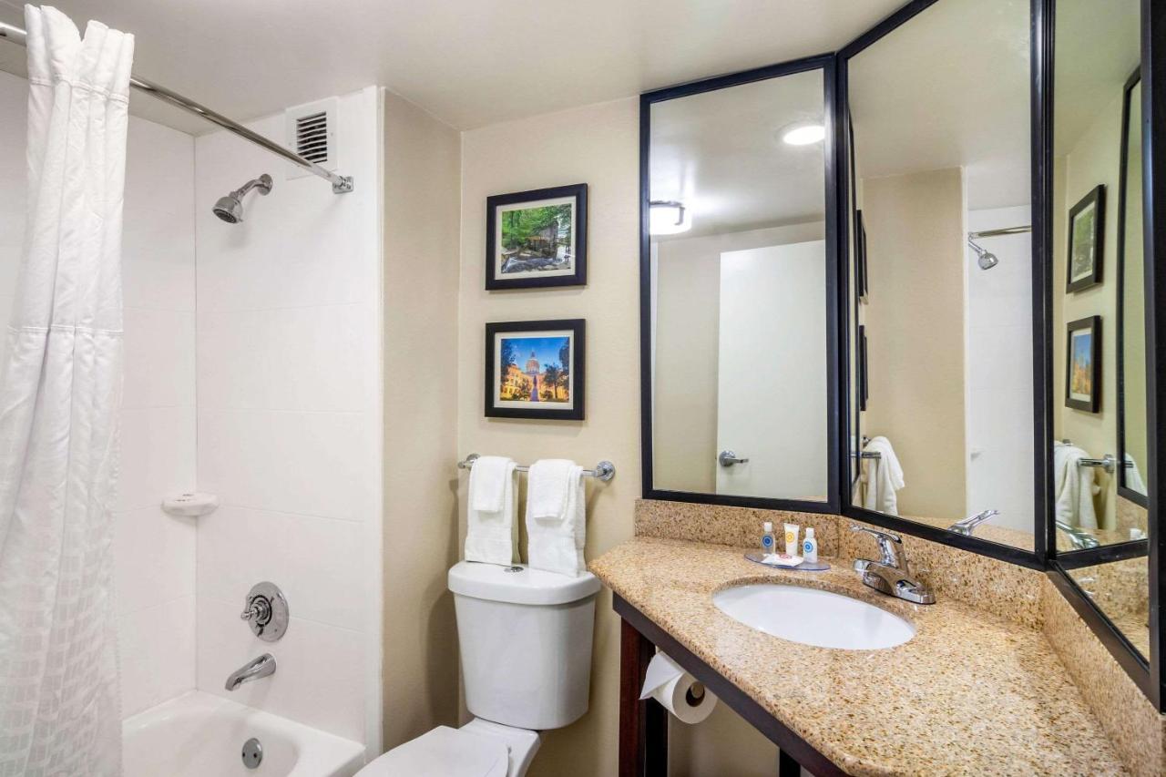Comfort Inn Atlanta Airport Cheeko Manor Exterior photo