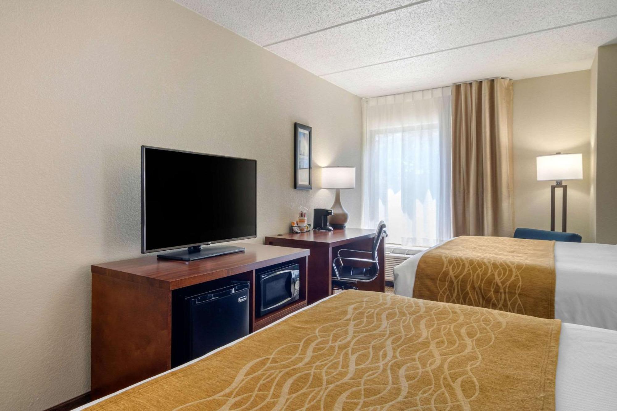 Comfort Inn Atlanta Airport Cheeko Manor Exterior photo